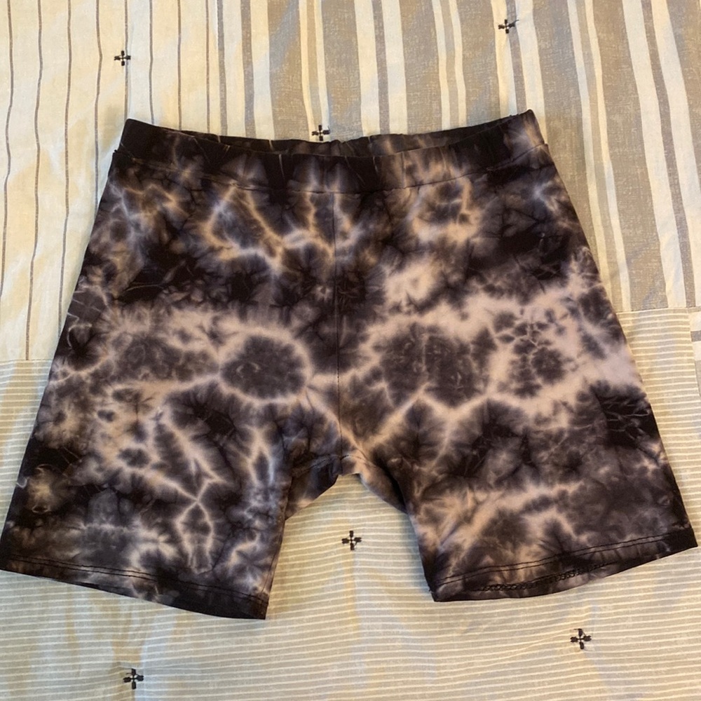 TILLYS SHORTS